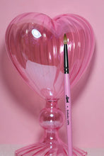 Load image into Gallery viewer, Alovi Acrylic Brush #4
